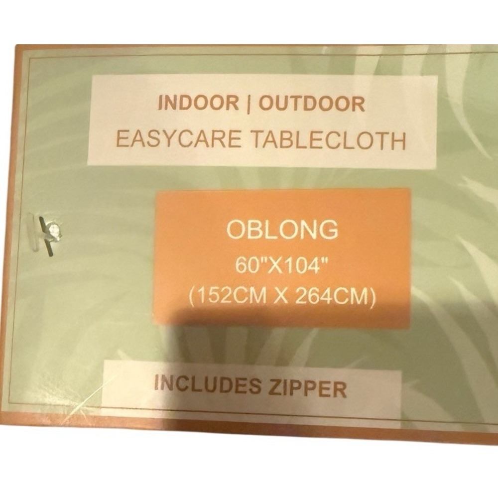 Lillian August Tablecloth Blue Floral 60 x 104 Zipper New In Package - Picture 4 of 4